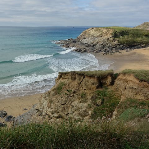 Explore the sandy beaches along the Cornish coast, just a ten-minute walk away