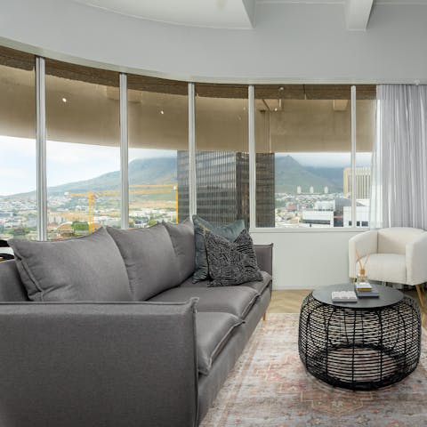 Take in views of Table Mountain from the living room's wall of windows