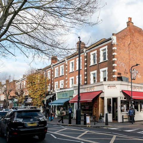 Explore Kilburn – shops, restaurants, and a Tube station are nearby