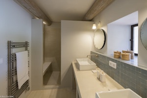 Sunny in Provence image 10