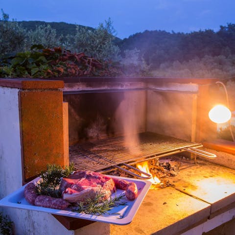 Fire up the built-in barbecue and cook beneath the stars