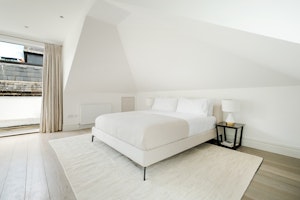 Knightsbridge Serenity image 13