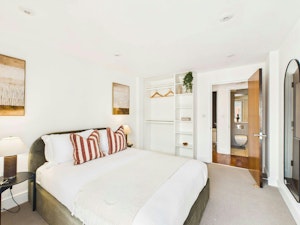 Westminster Elegance image 5