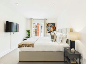 Westminster Elegance image 3