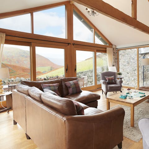 Enjoy marvellous views of the fells from this Ullswater home