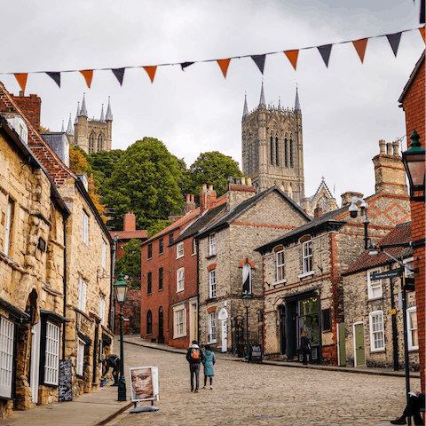 Follow the lane to Lincoln Cathedral, about fifteen minutes away