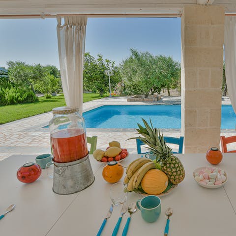 Start your day with breakfast by the pool