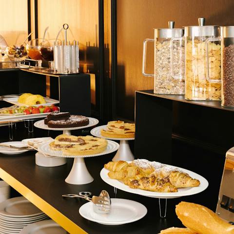 Start your days with a delicious continental breakfast 