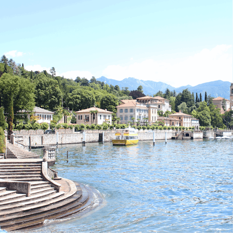 Hop over to Bellagio, the ferry is a short walk away
