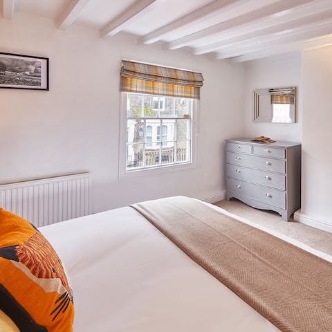 Find a wonderful sense of relaxation in the cosy bedrooms 
