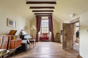 The Regal Castle image 5