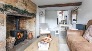 Painswick Charm image 9