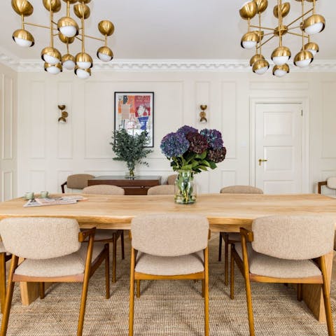 Tuck into hearty British cuisine around your opulent dining table