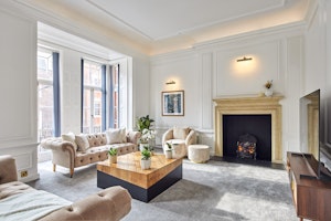 Mayfair Splendour image 12