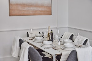 Mayfair Splendour image 7