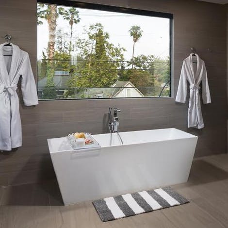 Unwind after a busy day in the sumptuous master bathtub