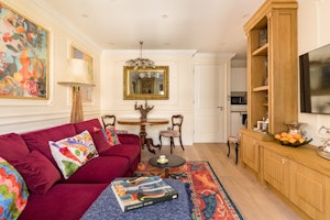 Ivory Corner image 1