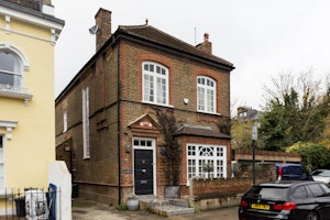 Hammersmith Hideaway image 10