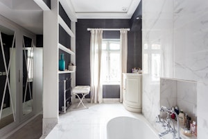 Hammersmith Hideaway image 5