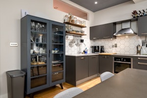 Stoke Newington Retreat image 11
