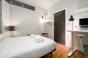 Stoke Newington Retreat image 6