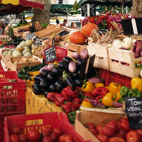 Pick up some French produce from the the Point du Jour Market, a twenty-minute walk from this home
