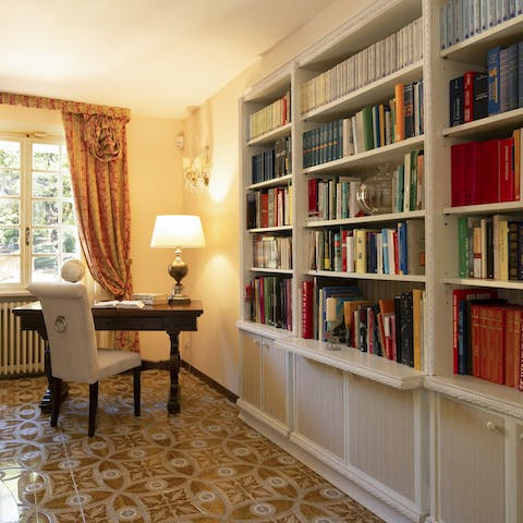 Make remote working a pleasure in the beautiful study