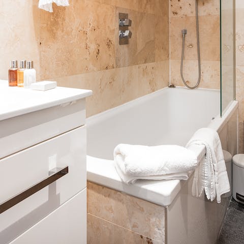 Unwind in the bathtub with a hot cuppa tea as the day draws to an end