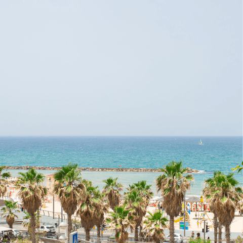 Stroll over to nearby beach for some fun in the sun