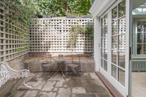 Crescent Elegance image 3