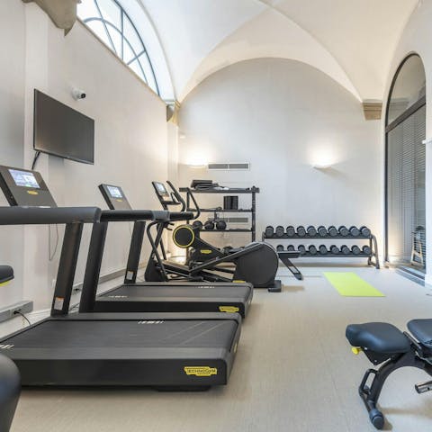 Uplift your stay with an energising workout in the gym