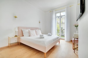 Baroque Elegance image 9