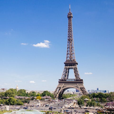 Stroll through Champ de Mars and reach the Eiffel Tower in ten minutes on foot