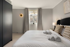 Mews & Mayfair image 13