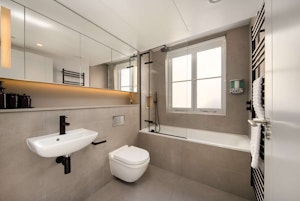 Mews & Mayfair image 11