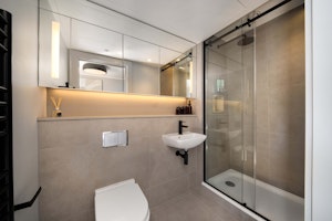 Mews & Mayfair image 10