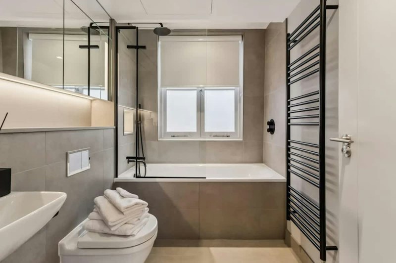 Mews & Mayfair additional image