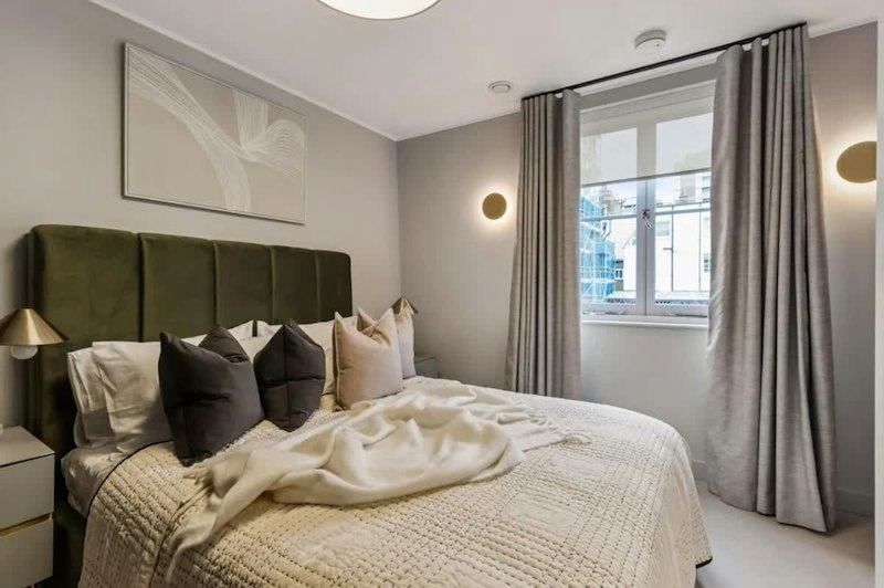 Mews & Mayfair additional image