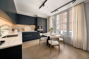 Mews & Mayfair image 4