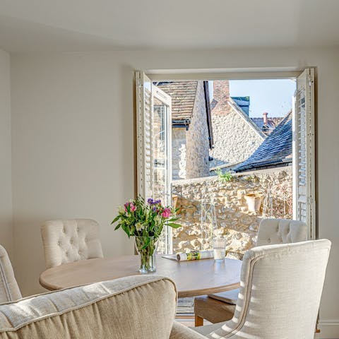 Open up the French doors and enjoy plenty of sunshine over breakfast