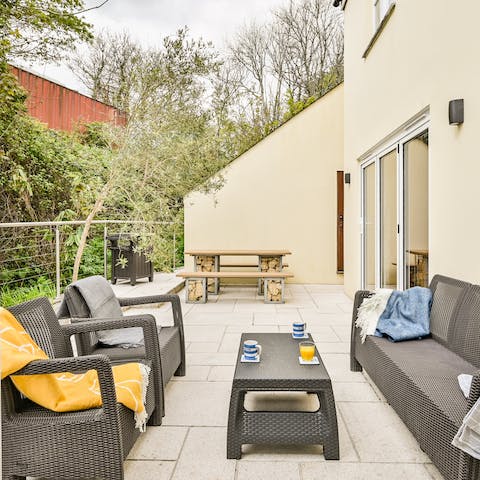 Relax and unwind in the courtyard garden