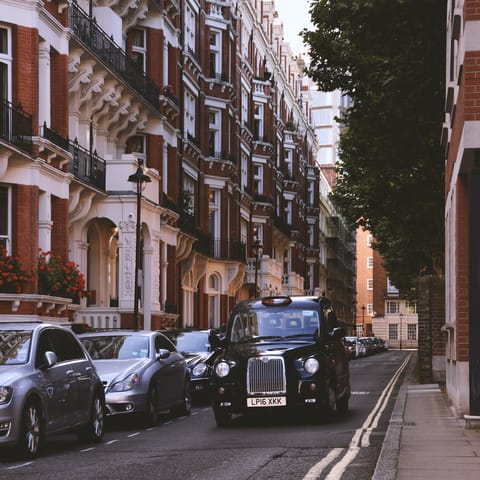 Explore the shops and eateries in Marylebone, an urban village right in the heart of London