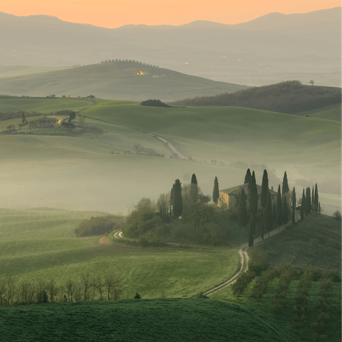 Explore the towns and cities of Tuscany, including pretty Siena