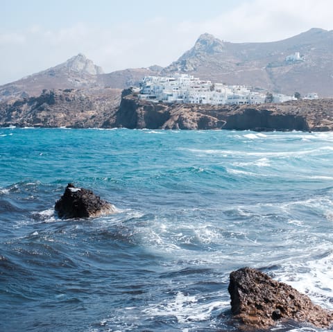 Explore the mountain villages and ancient ruins of Naxos