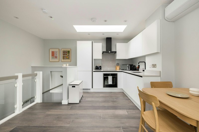 Piccadilly Place additional image