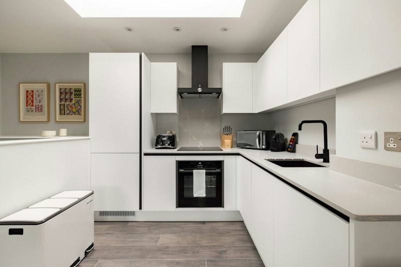 Piccadilly Place additional image