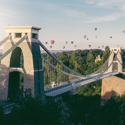 Visit the iconic Clifton Suspension Bridge – just ten minutes away