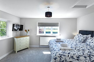 Seend Serenade image 13