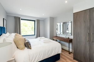 Royal Kensington image 10