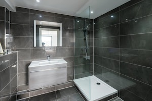 Royal Kensington image 3